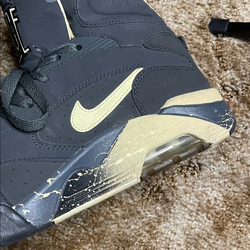 Size‎ 7.5- Nike Air Force 180 Mid Glow In The Dark 2012